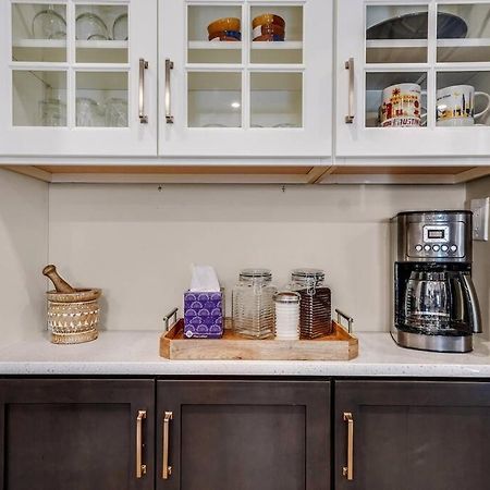 Luxury Apartment In Historic Carriage House Kennett Square Exteriör bild