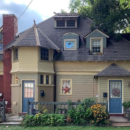 Luxury Apartment In Historic Carriage House Kennett Square Exteriör bild