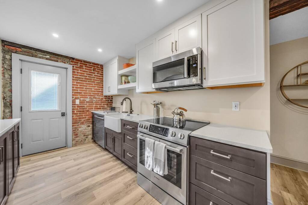 Luxury Apartment In Historic Carriage House Kennett Square Exteriör bild