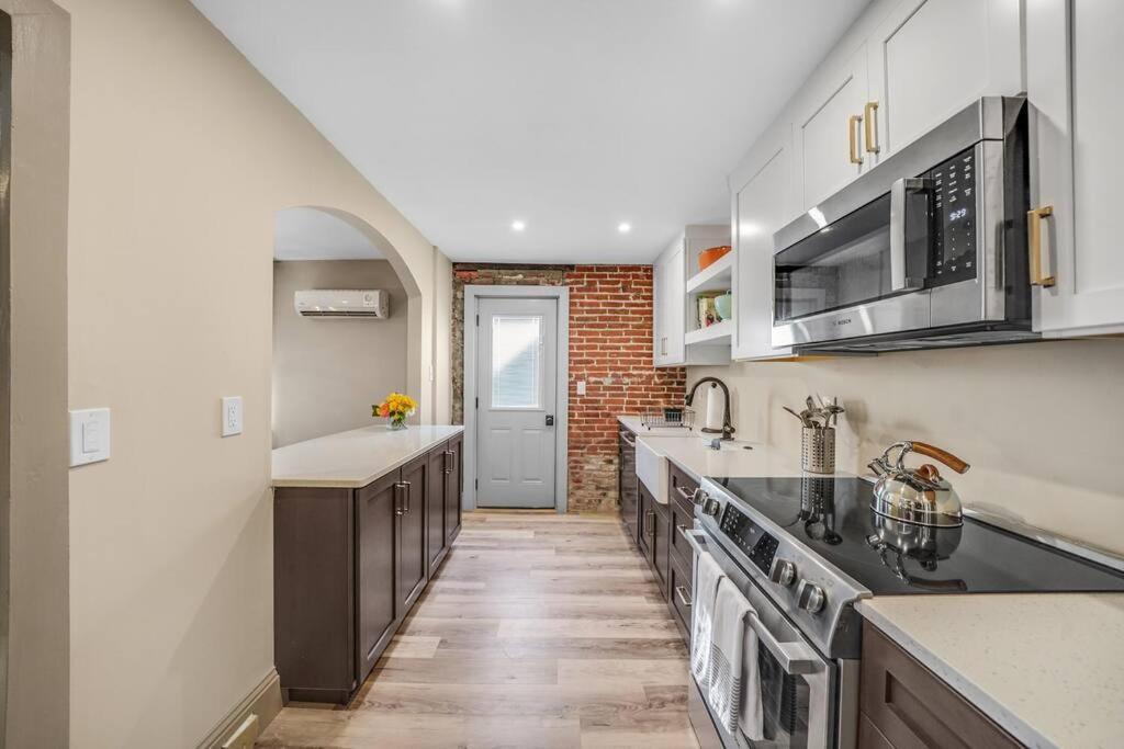 Luxury Apartment In Historic Carriage House Kennett Square Exteriör bild